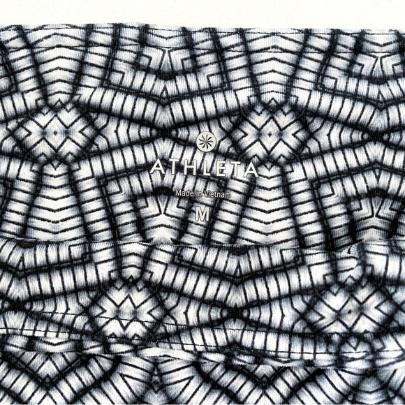 Athleta Cropped Leggings M - Picture 4 of 4